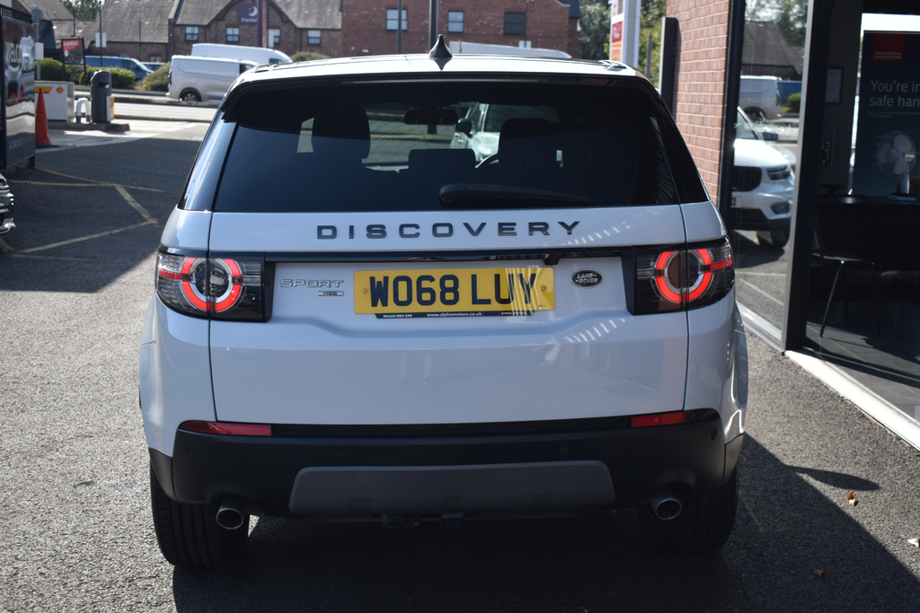 Land Rover Discovery Sport 2.0 Td4 180 Hse Black  #6