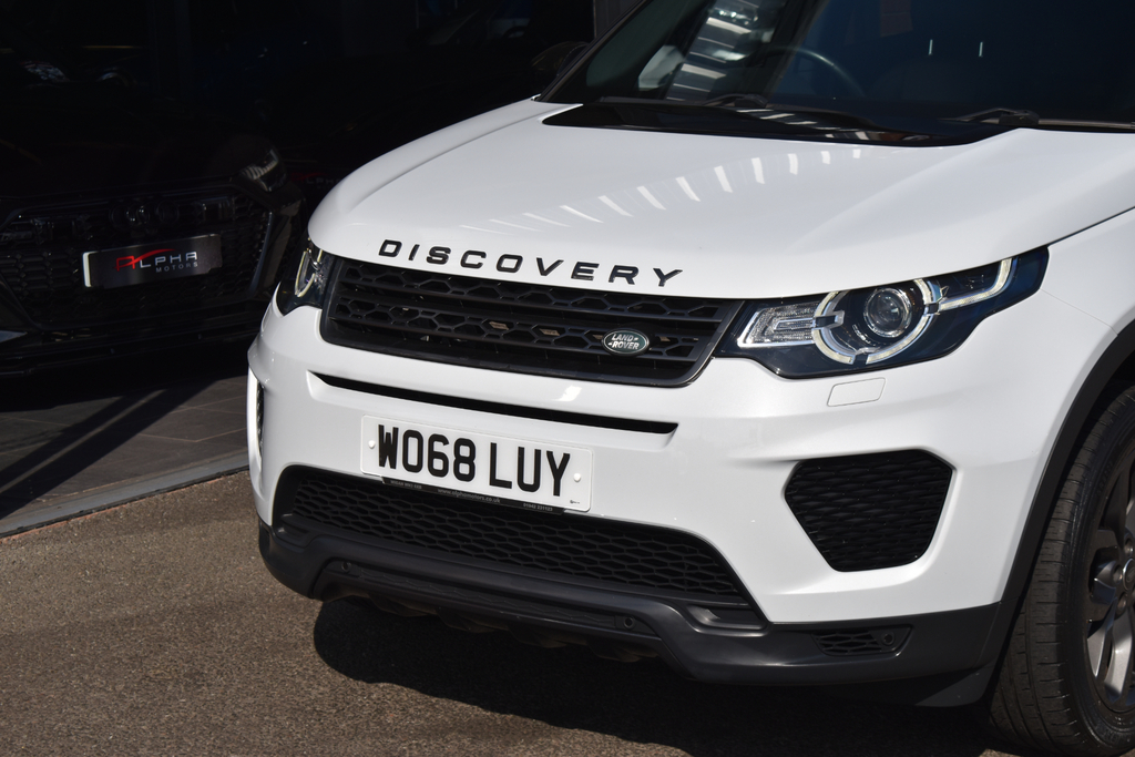 Land Rover Discovery Sport 2.0 Td4 180 Hse Black  #18