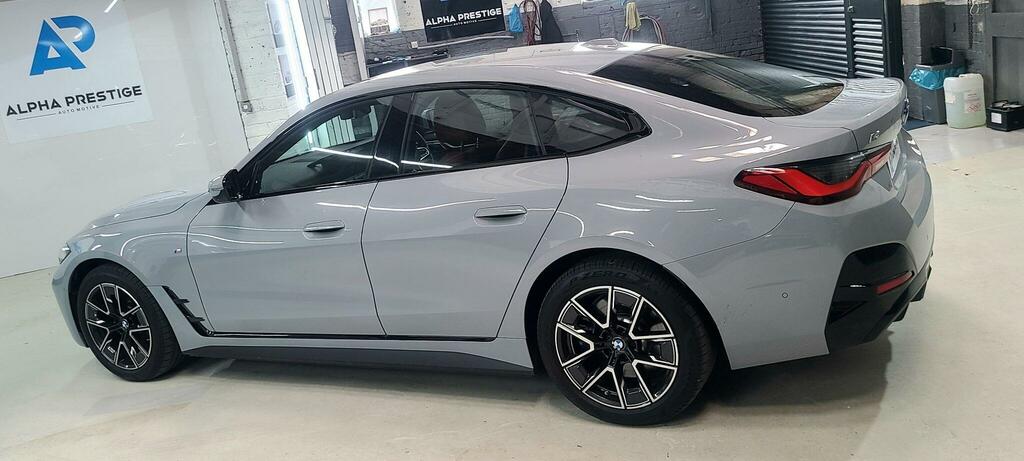 BMW i4 40 83.9Kwh M Sport Gran Coupe Ed Blue #18