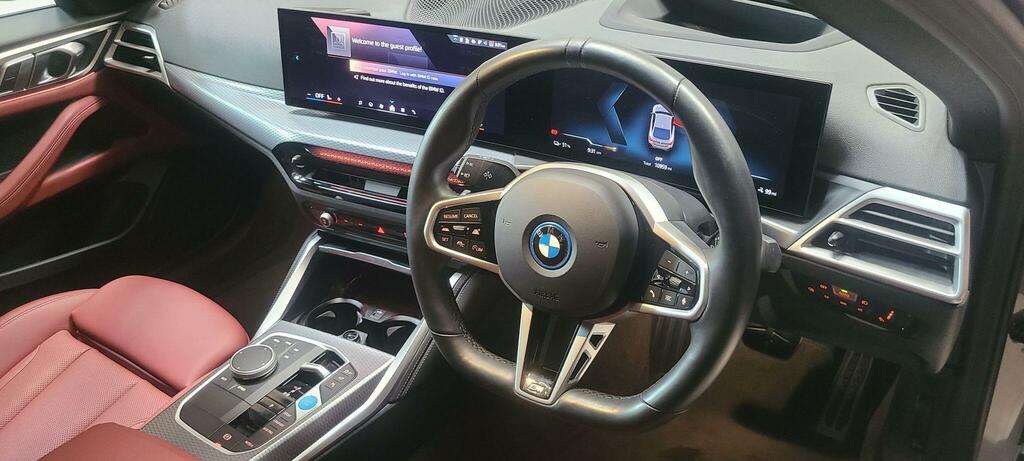BMW i4 40 83.9Kwh M Sport Gran Coupe Ed Blue #43