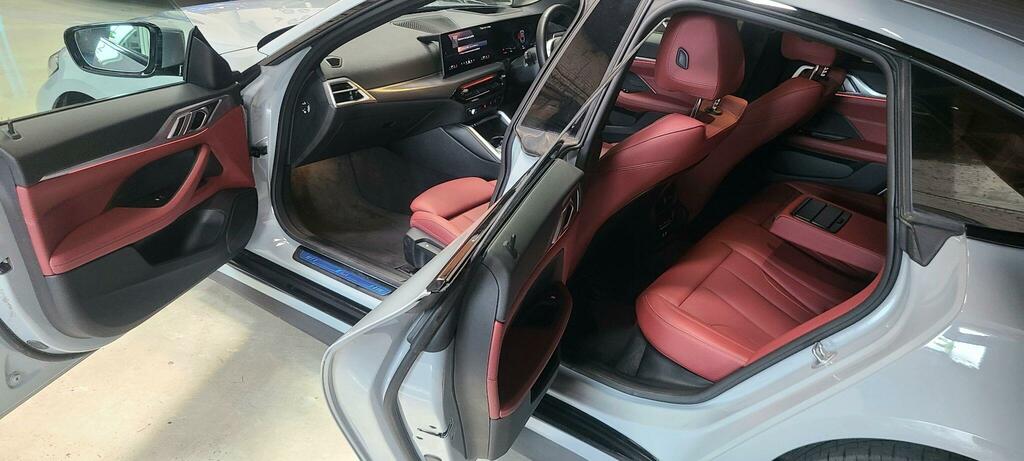 BMW i4 40 83.9Kwh M Sport Gran Coupe Ed Blue #48