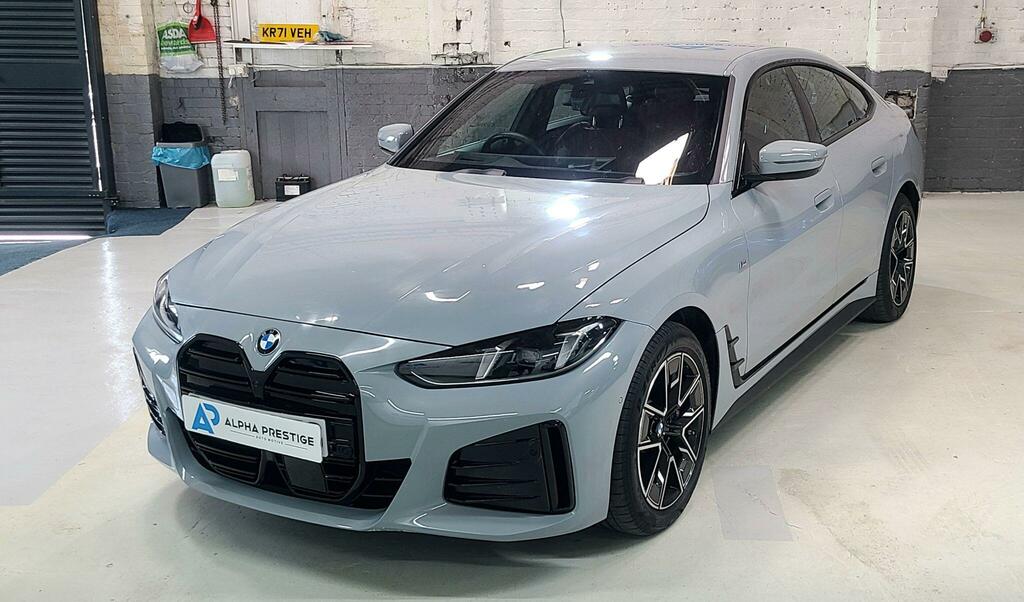 BMW i4 40 83.9Kwh M Sport Gran Coupe Ed Blue #17
