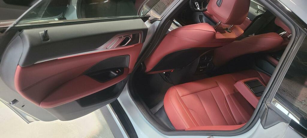 BMW i4 40 83.9Kwh M Sport Gran Coupe Ed Blue #47