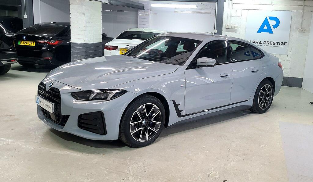 BMW i4 40 83.9Kwh M Sport Gran Coupe Ed Blue #15