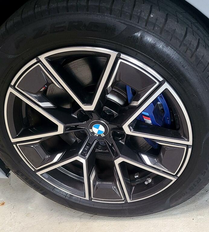 BMW i4 40 83.9Kwh M Sport Gran Coupe Ed Blue #37