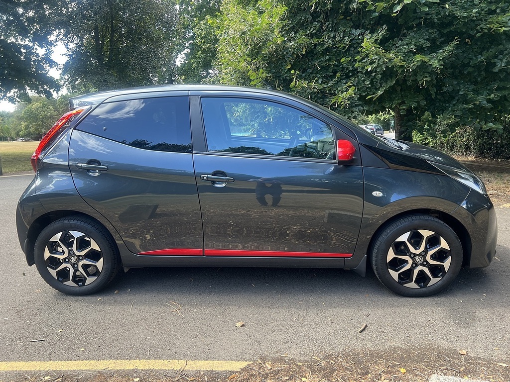 Toyota Aygo Vvt-i X-trend 202121 PJ21LNU Grey #4