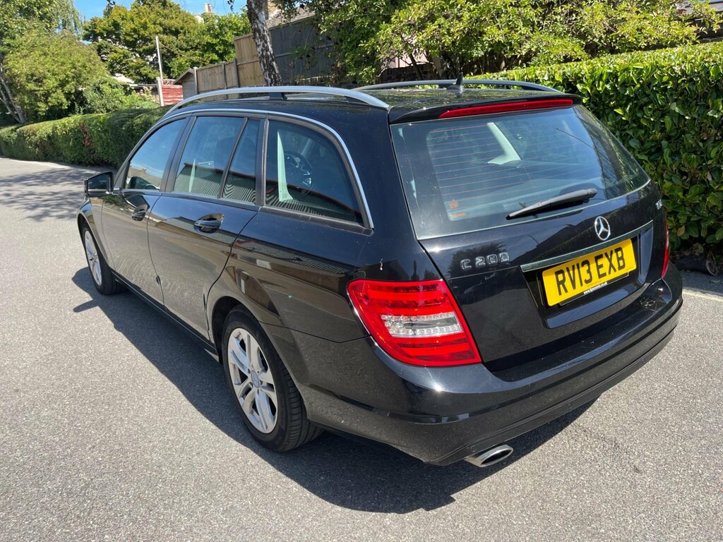 Mercedes-Benz C Class 2.1 C200 Cdi Blueefficiency Executive Se G-tronic Black #5