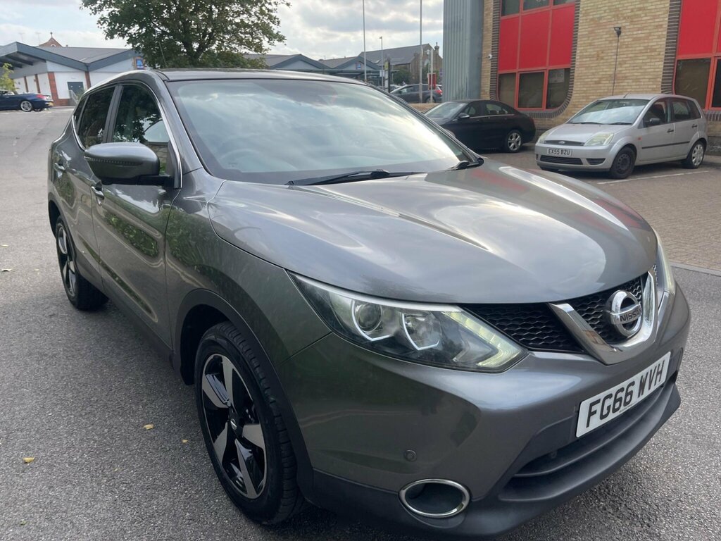 Nissan Qashqai 1.2 Dig-t N-connecta Xtron 2Wd Euro 6 Ss Grey