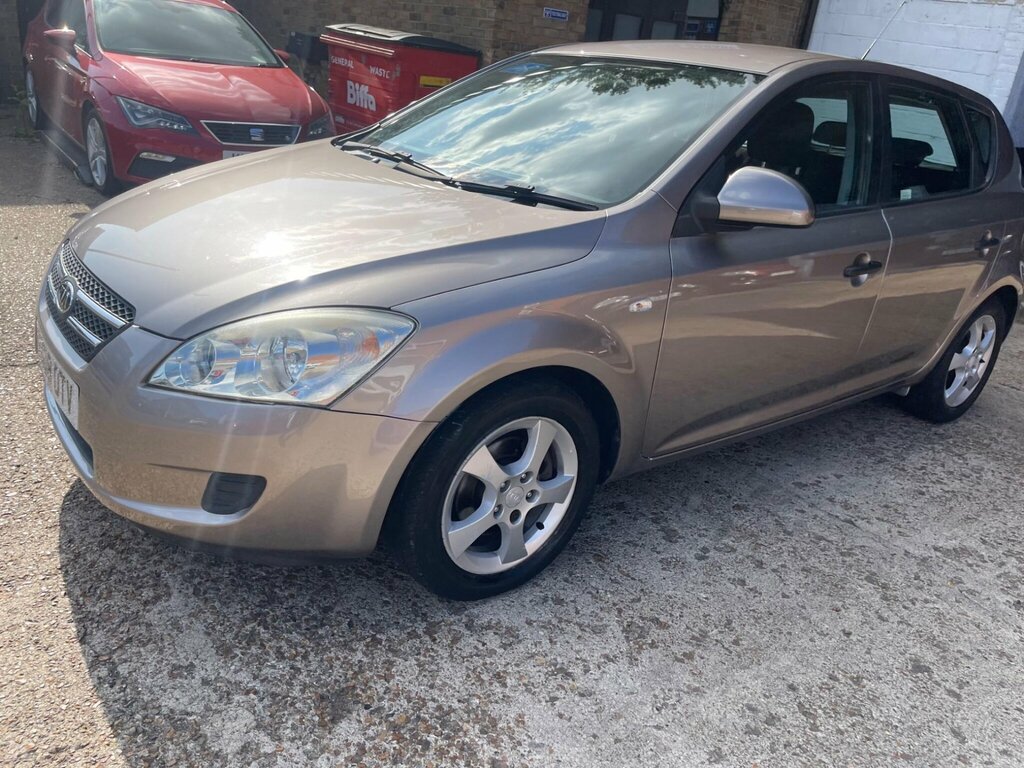 Kia Ceed  Blue #4