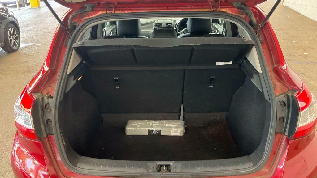 Nissan Pulsar Tekna Dig-t Black #9