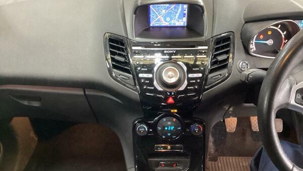 Ford Fiesta Titanium X Blue #6