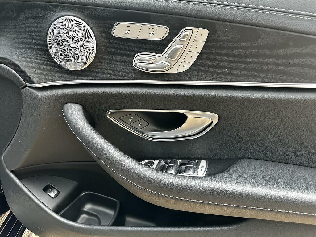 Mercedes-Benz E Class Amg Line Blue #4