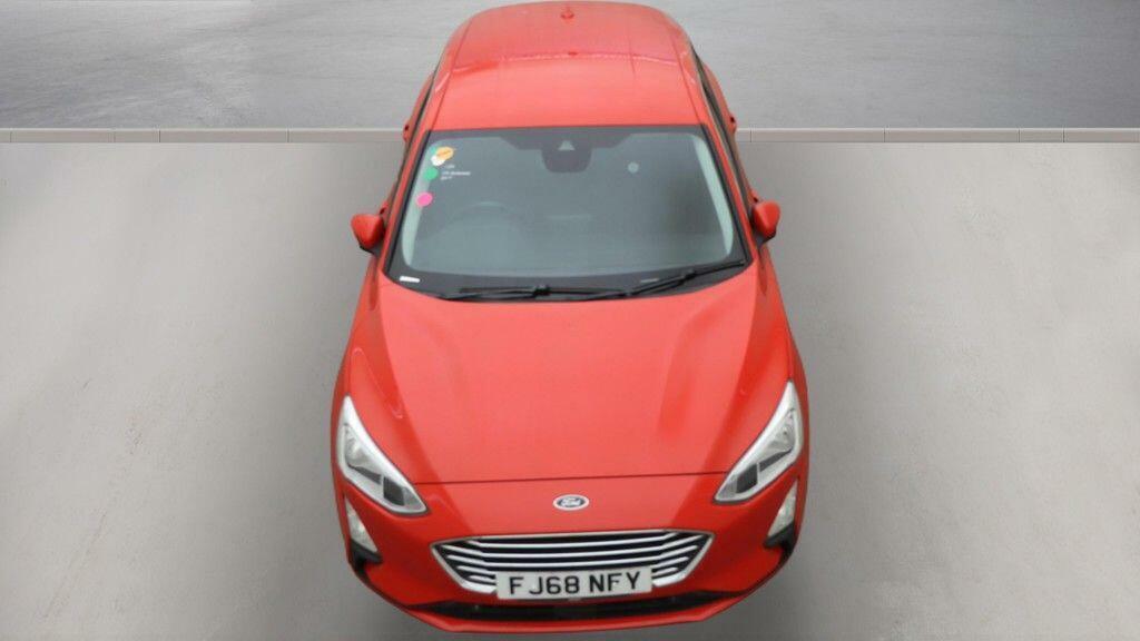 Ford Focus Titanium Red #3