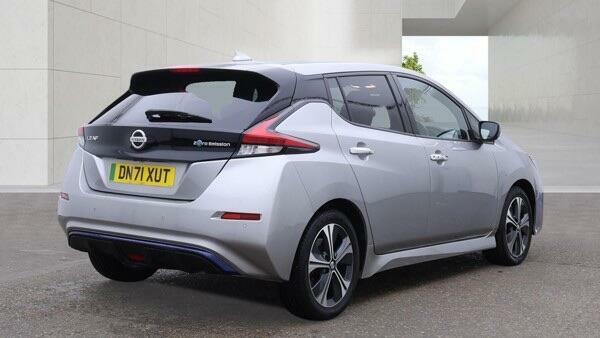 Nissan Leaf Tekna Silver #2