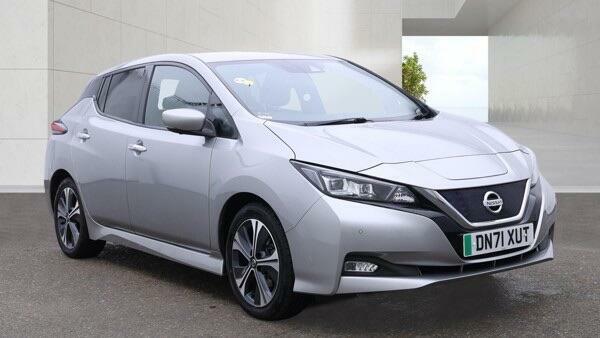 Nissan Leaf Tekna Silver #3