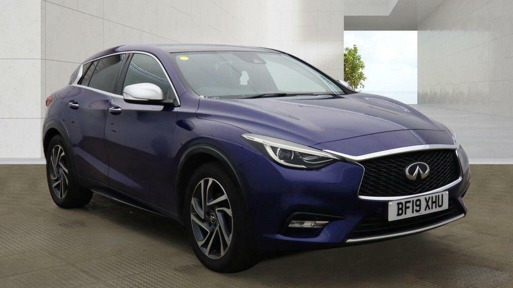Infiniti Q30 Luxe Blue #3