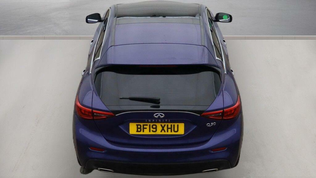 Infiniti Q30 Sport Brown #12