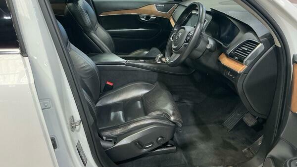 Volvo XC90 Inscription Pro White #5