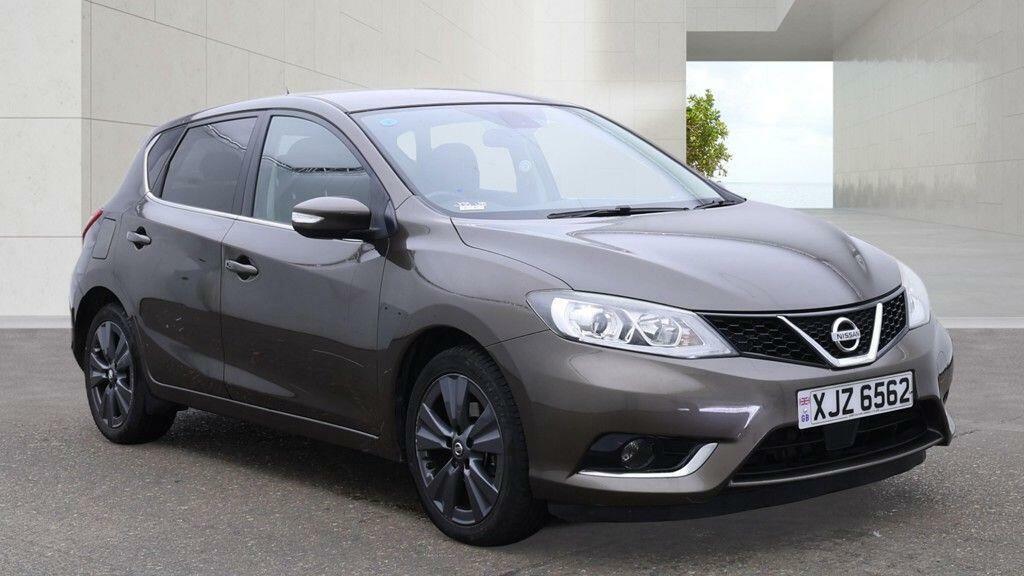 Nissan Pulsar N-tec Beige #3