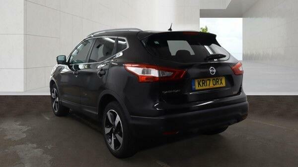 Nissan Qashqai N-connecta Black #4