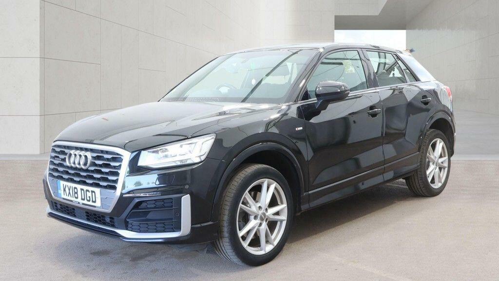 Audi Q2 S Line Black