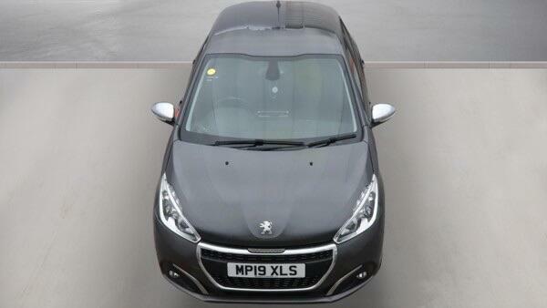 Peugeot 208 Signature Grey #4