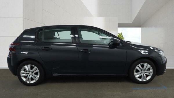 Peugeot 308 Blue Hdi Ss Sw Gt Line White #10