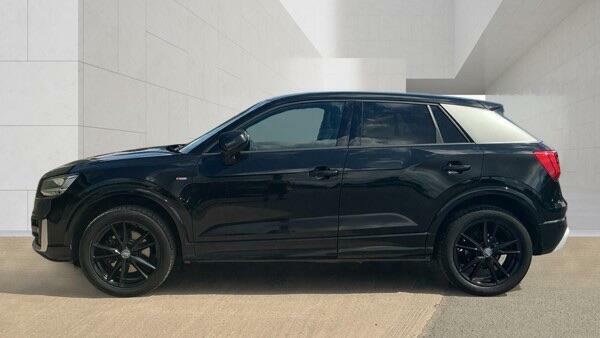 Audi Q2 S Line Black #5