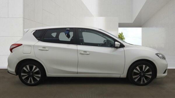 Nissan Pulsar 1.6 Dig-t Tekna Hatchback Euro 6 White #7