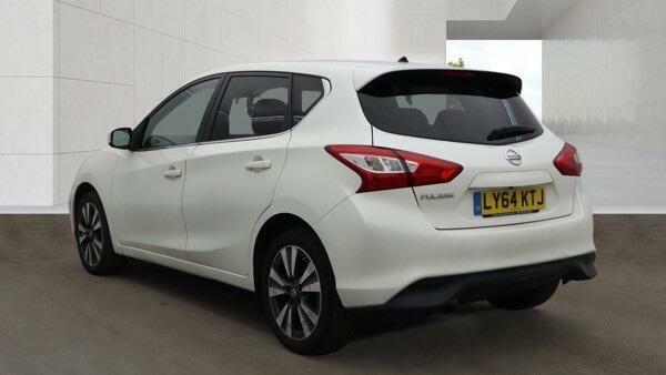 Nissan Pulsar N-tec White #4