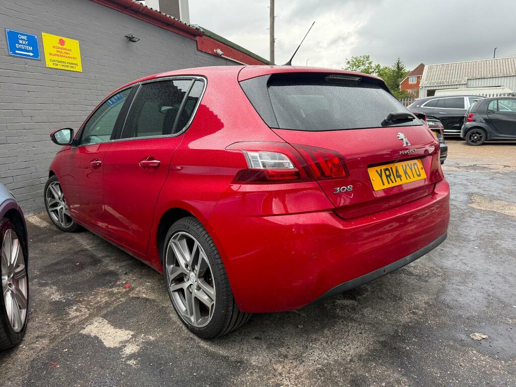Peugeot 308 1.6 E-hdi Feline Euro 5 Ss Red #3