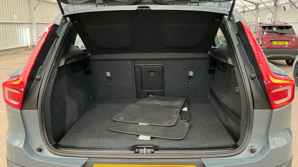 Volvo XC40 1.5 T3 Momentum Suv Euro 6 Ss #5