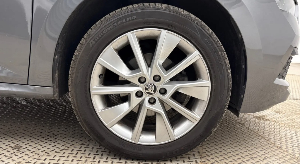 Skoda Kamiq 1.0 Tsi Se Suv Euro 6 Ss 110 #4