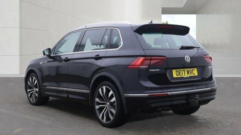 Volkswagen Tiguan 2.0 Tdi Bluemotion Black #6