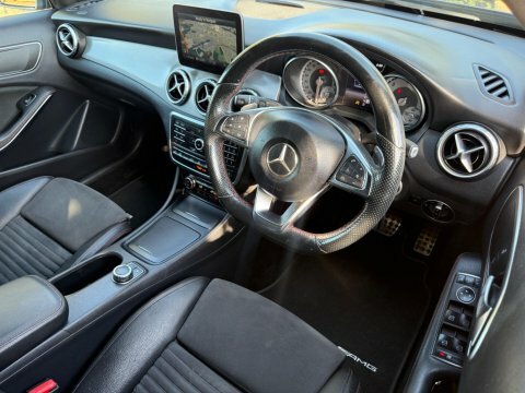 Mercedes-Benz GLA Class 1.6 Gla200 Sport Suv 7G-dct Euro 6 Ss Black #26