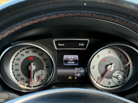 Mercedes-Benz GLA Class 1.6 Gla200 Sport Suv 7G-dct Euro 6 Ss Black #33