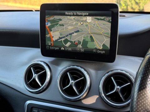 Mercedes-Benz GLA Class 1.6 Gla200 Sport Suv 7G-dct Euro 6 Ss Black #34