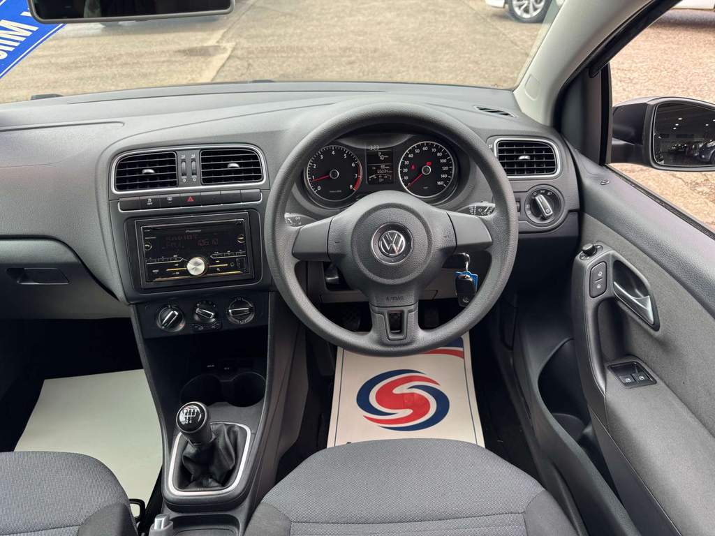 Volkswagen Polo 1.4 Match Edition Silver #29