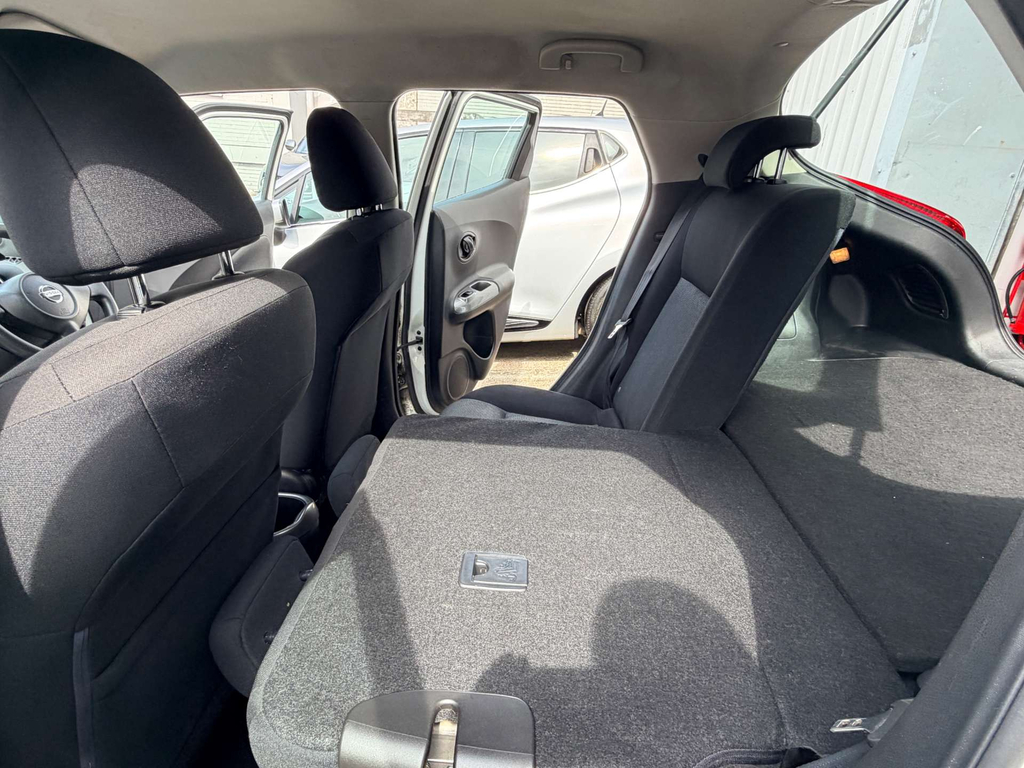 Nissan Juke 2011 1.6 Dig-t Tekna Suv Euro 5 Black #50