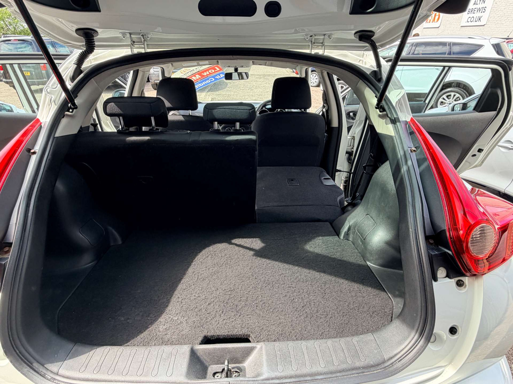 Nissan Juke 2011 1.6 Dig-t Tekna Suv Euro 5 Black #46