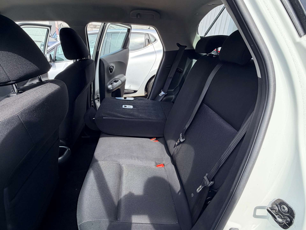 Nissan Juke 2011 1.6 Dig-t Tekna Suv Euro 5 Black #44