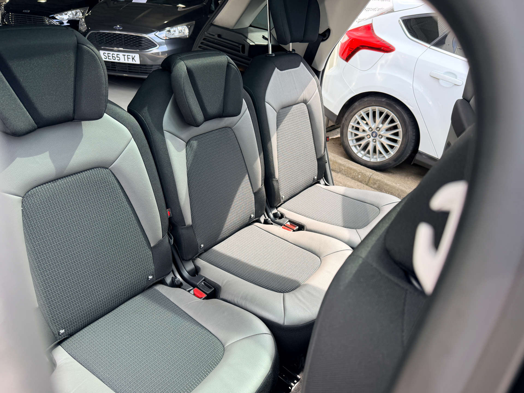 Citroen C4 Picasso Picasso 1.6 Hdi Platinum Euro 5 Red #40