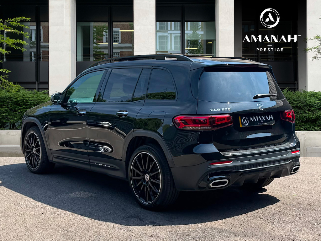Mercedes-Benz GLB Class Glb 200 Amg Line Premium Plus Night Edition Black #4