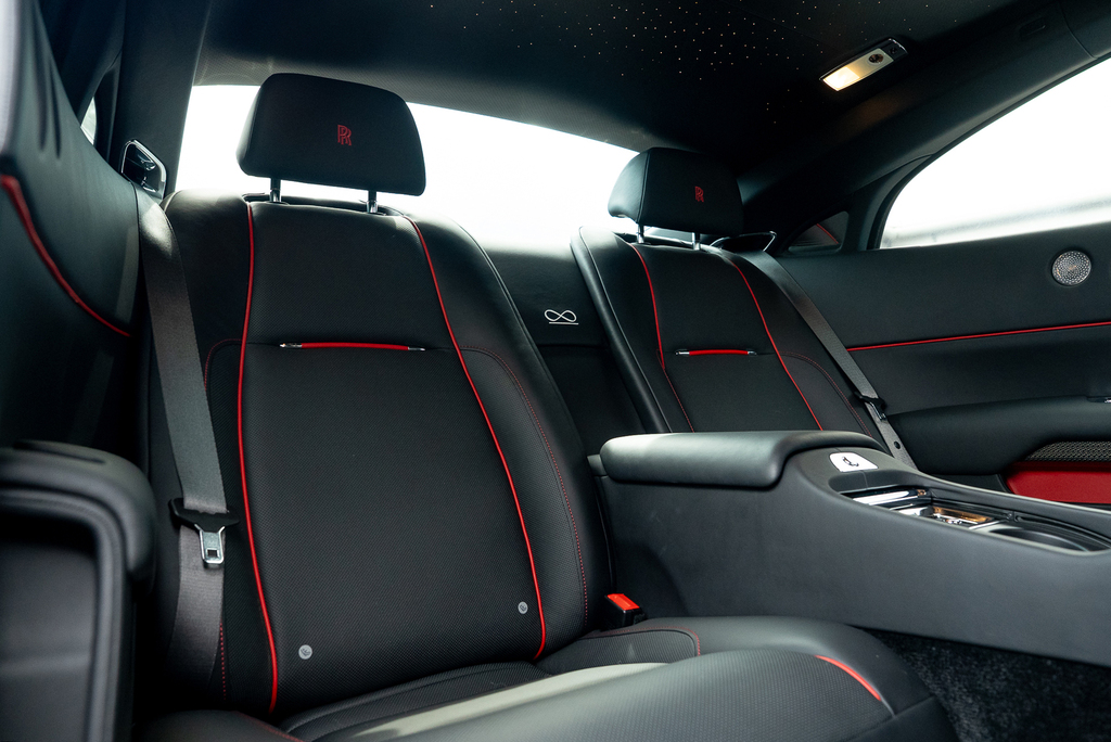 Rolls-Royce Wraith Wraith V12 Black #33