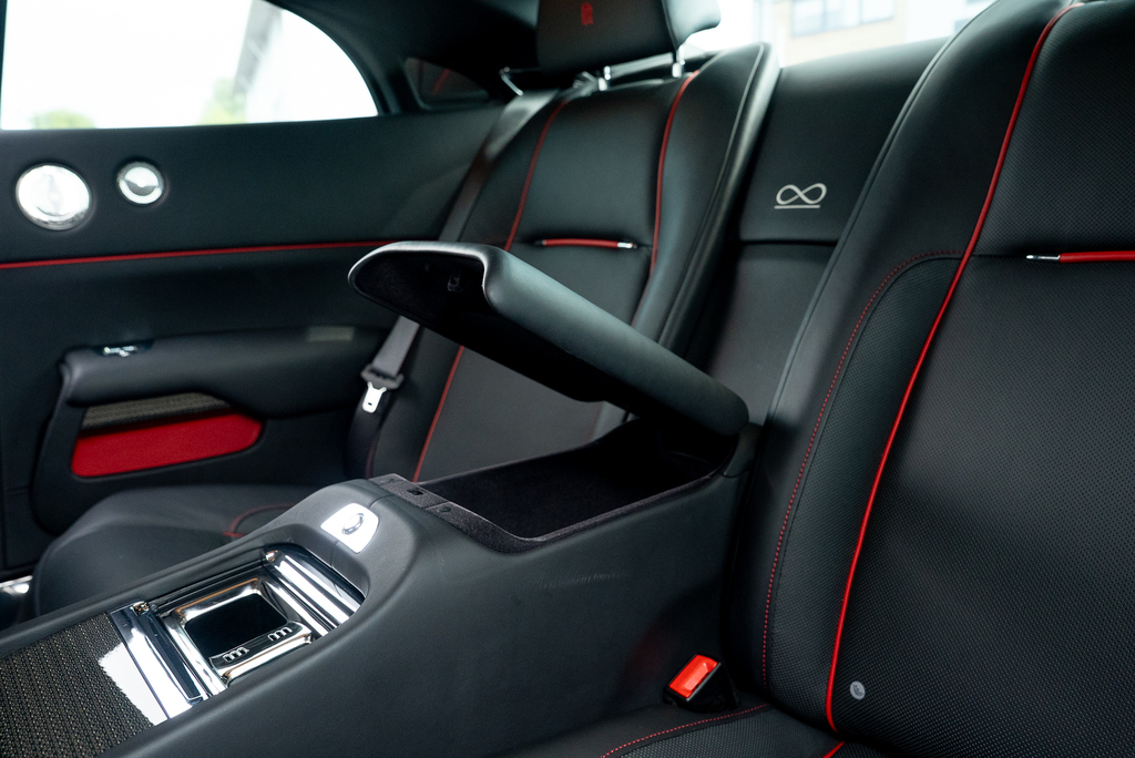 Rolls-Royce Wraith Wraith V12 Black #46