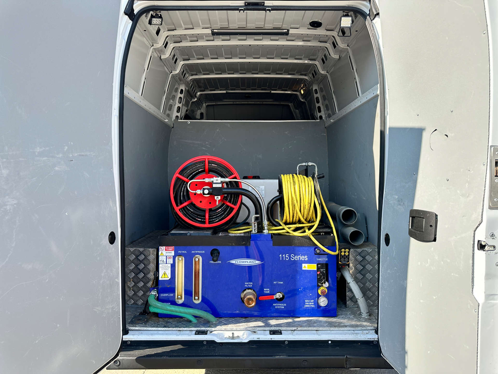 Peugeot Boxer Mpv White