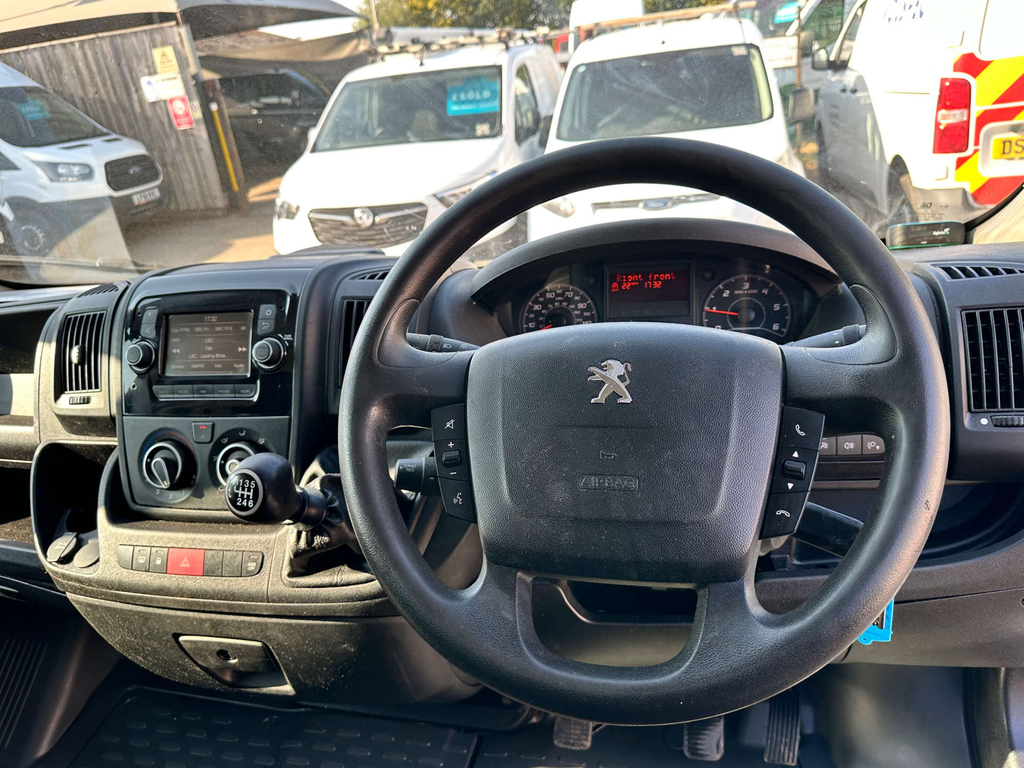 Peugeot Boxer 2021 71 Bluehdi White #15