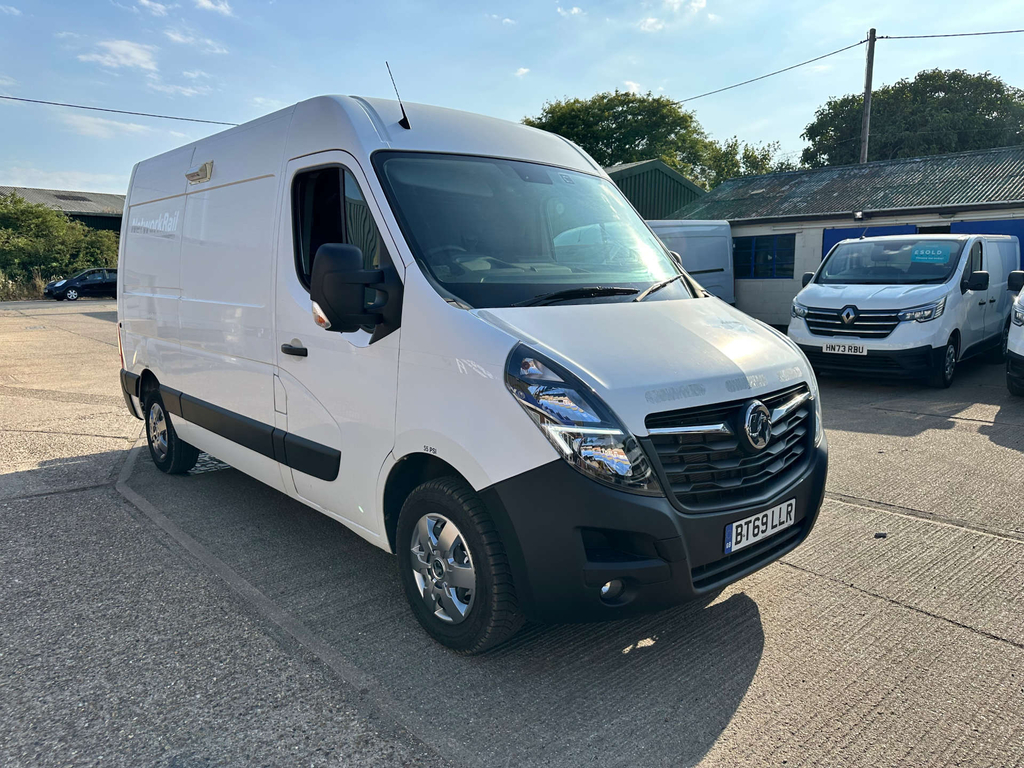 Vauxhall Movano Mpv White