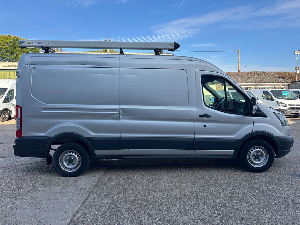 Ford Transit Custom Ford 17 Seater Trend 460 L4 Lwb H3 2.2Tdci 155Ps M White #9