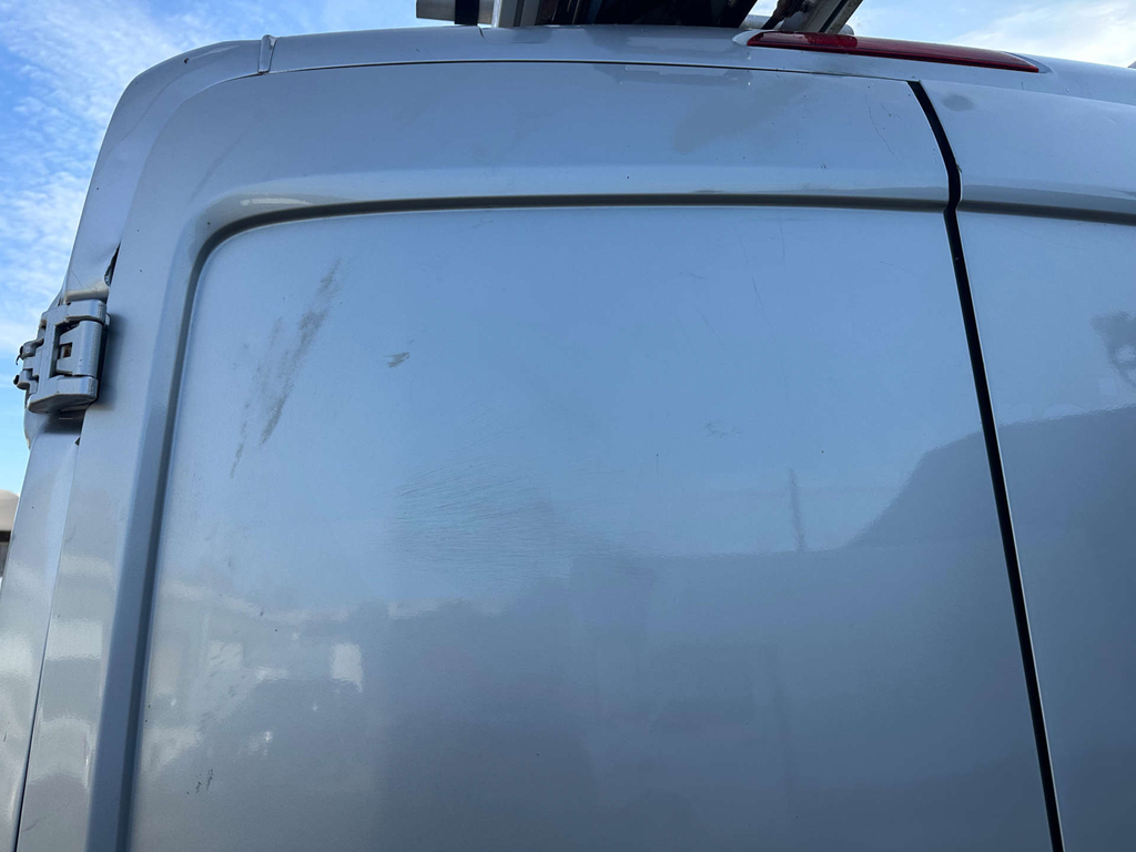 Ford Transit Custom Ford 17 Seater Trend 460 L4 Lwb H3 2.2Tdci 155Ps M White #15